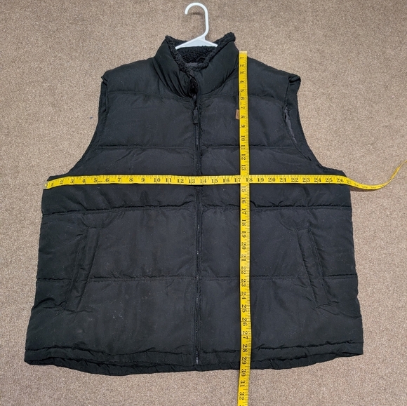 Coleman Mens Puffer Vest Black Microfiber Insulated Sherpa Collar Size XXL - Picture 10 of 11